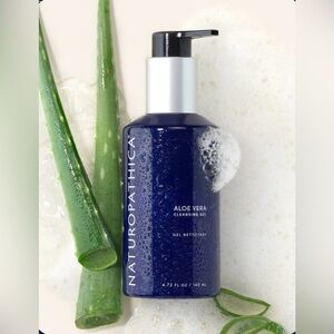 NEW Naturopathica Aloe Cleansing Gel